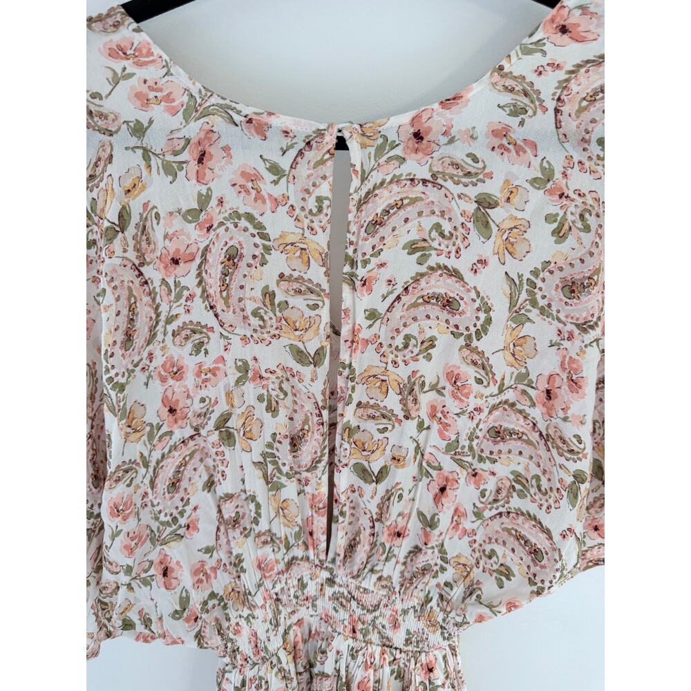 Aura Boho Maxi Dress in a cream and peach paisley floral pattern-Size M - Picture 10 of 13